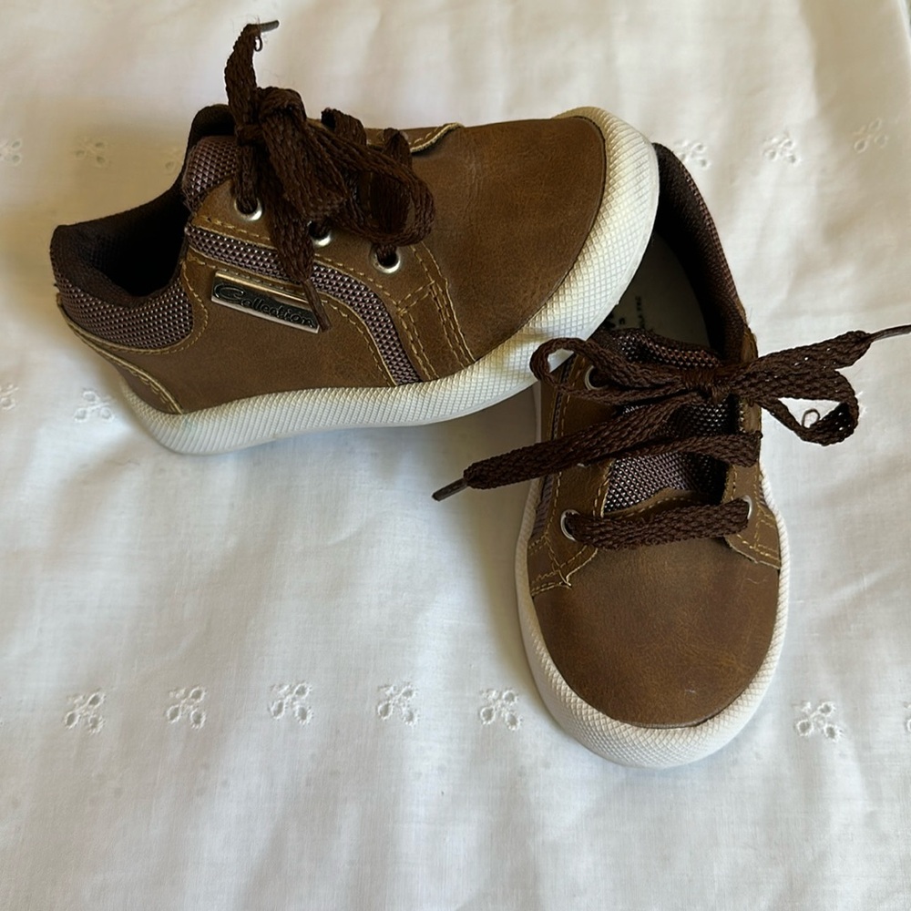 Toddler leather sneakers C7